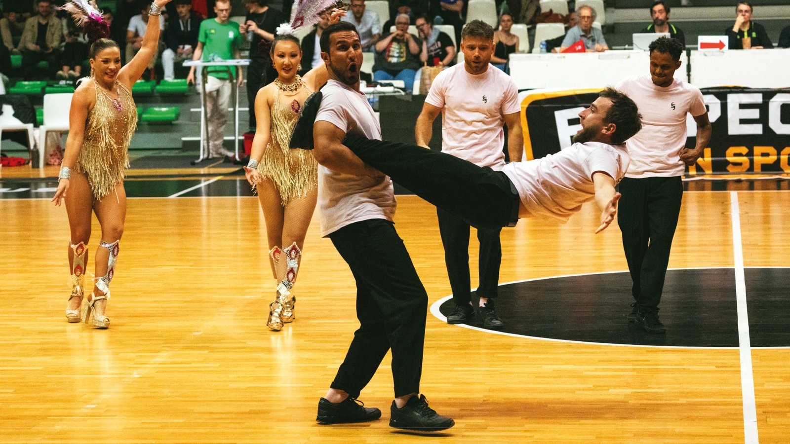 Samba-Break-figure-spain
